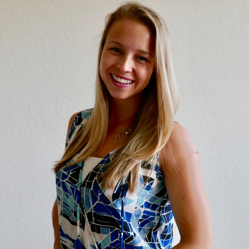 Meet your Posher, Laura